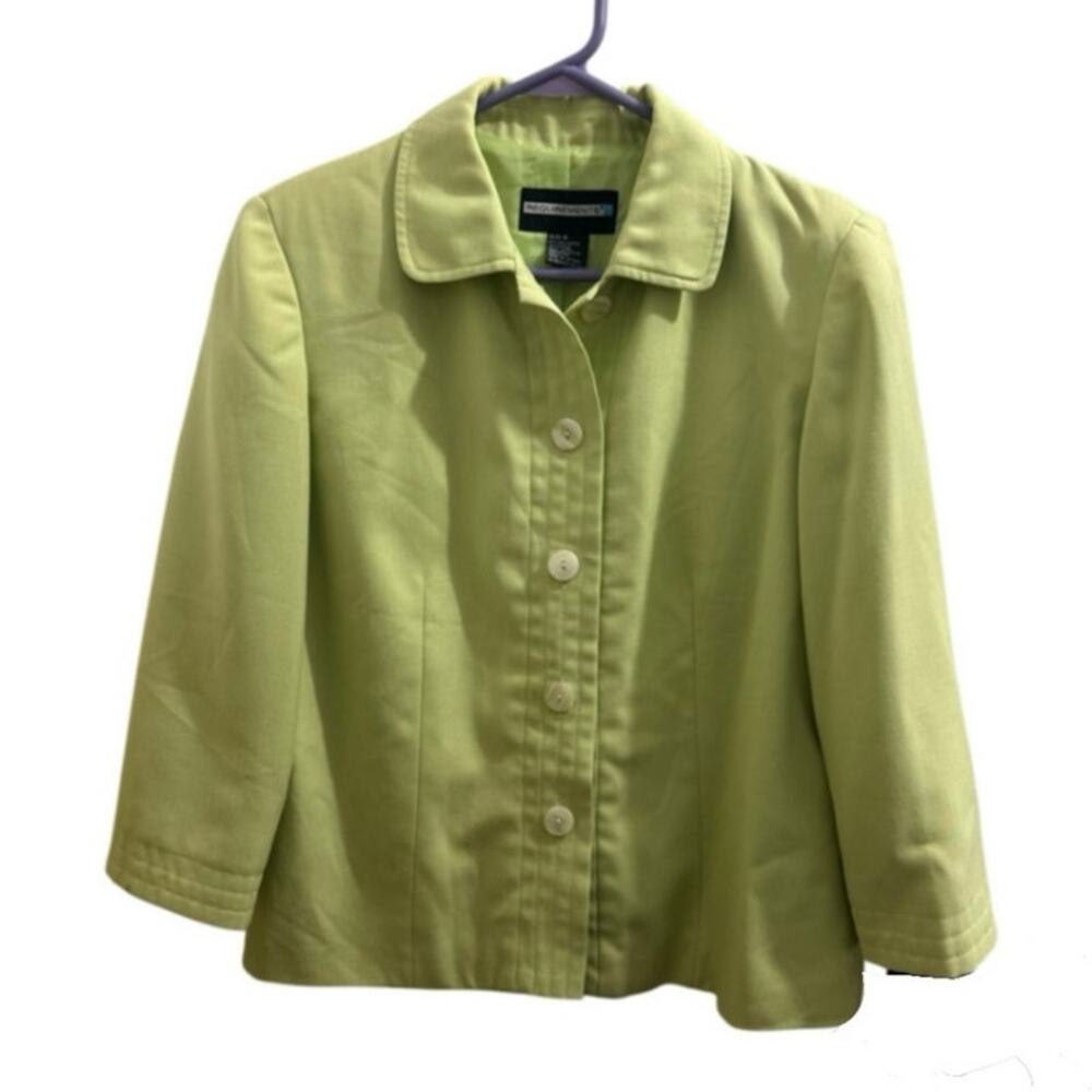 Requirements Green Button Up Woman’s Suit Jacket Size 8 EUC